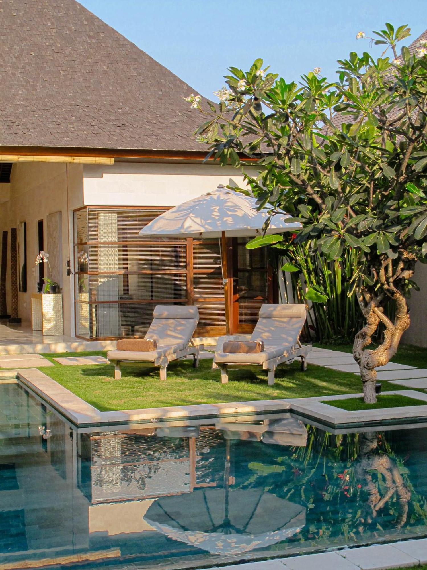 Nyaman Villas Seminyak Exterior foto