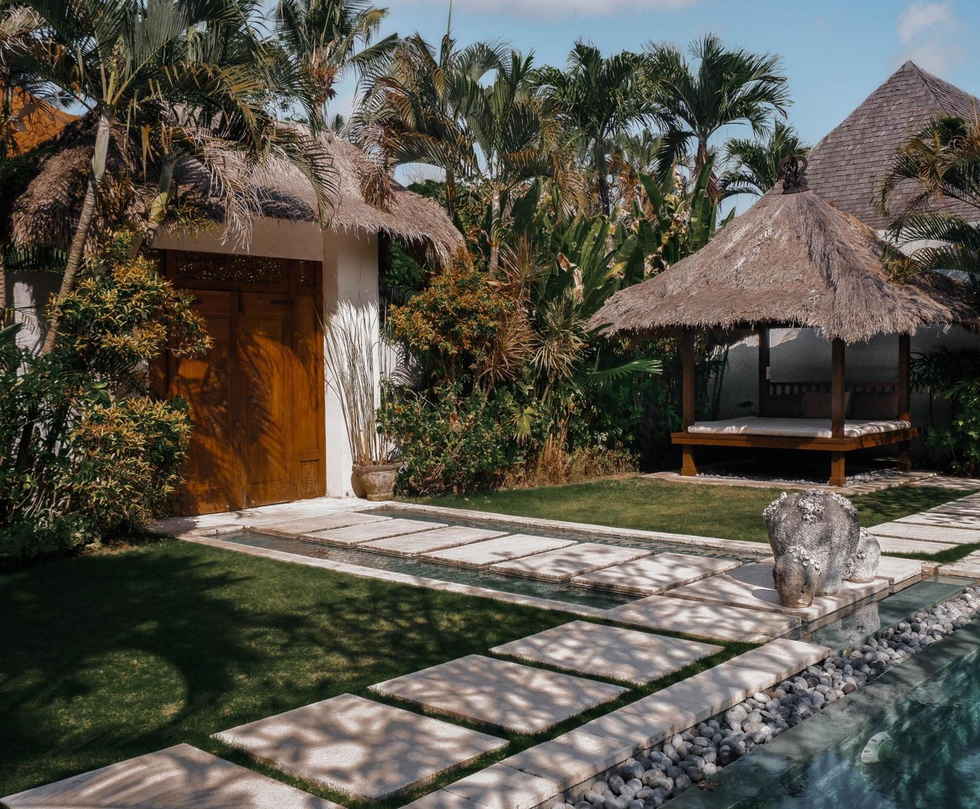 Nyaman Villas Seminyak Exterior foto
